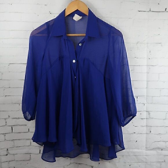 FRANCESCA'S COLLECTIONS BLUE SEMI SHEER LAYERED 3/4 SLEEVE BUTTON DOWN BLOUSE - Picture 1 of 7